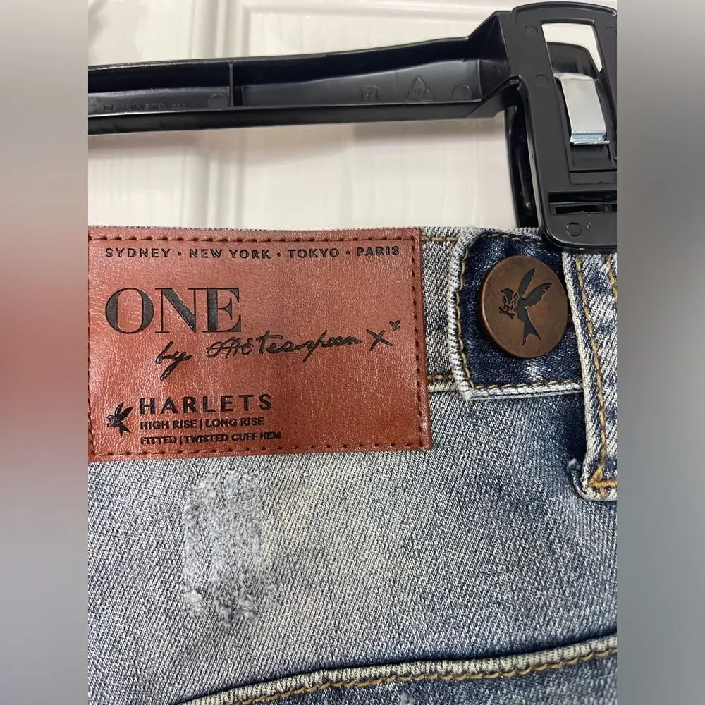 One Teaspoon five pockets